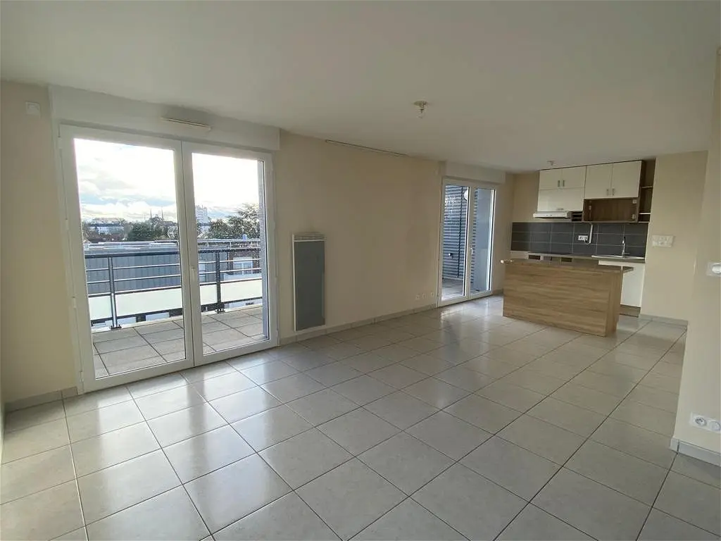 Appartement 3 pièces 74 m² · à Tours · 73,8 m² · 920 €/mois