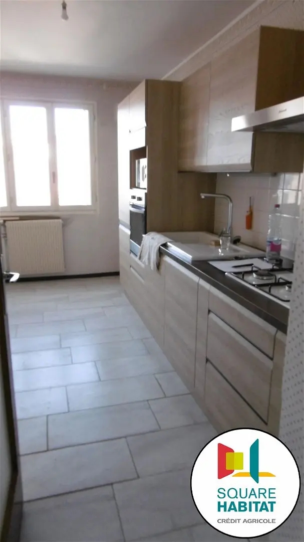 Appartement 4 pièces 81 m² · à Clermont-Ferrand · 80,5 m² · 885 €/mois