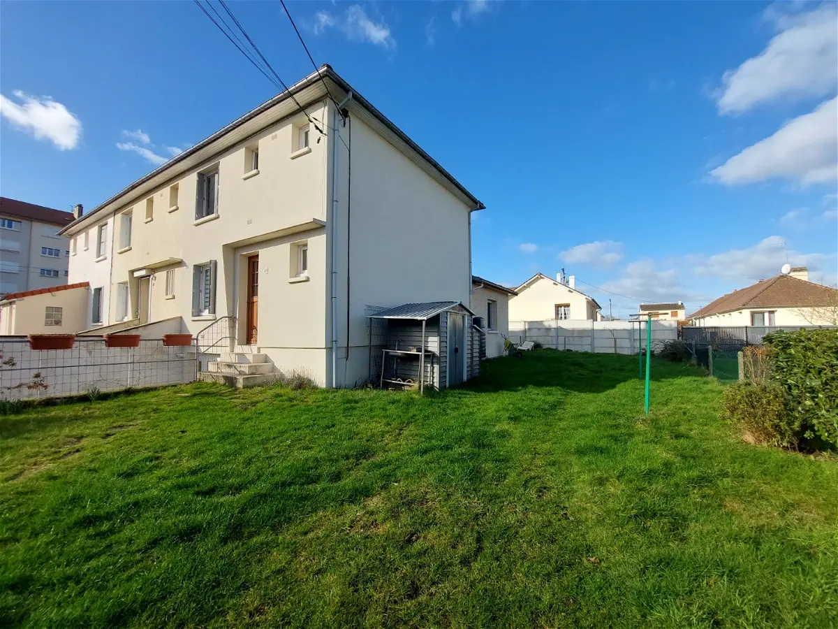 maisonà ST-ETIENNE-DU-ROUVRAY