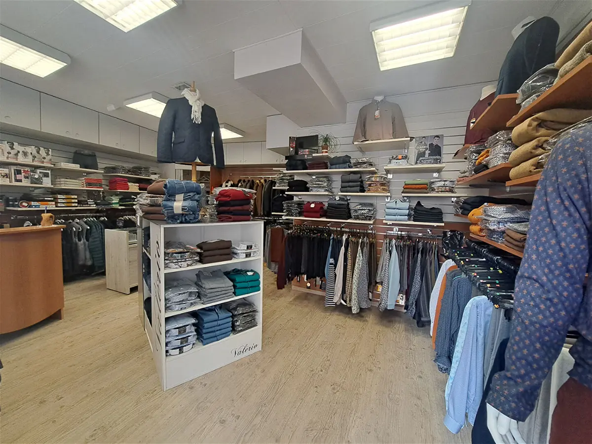 Achat local_commercialà ST MARCELLIN