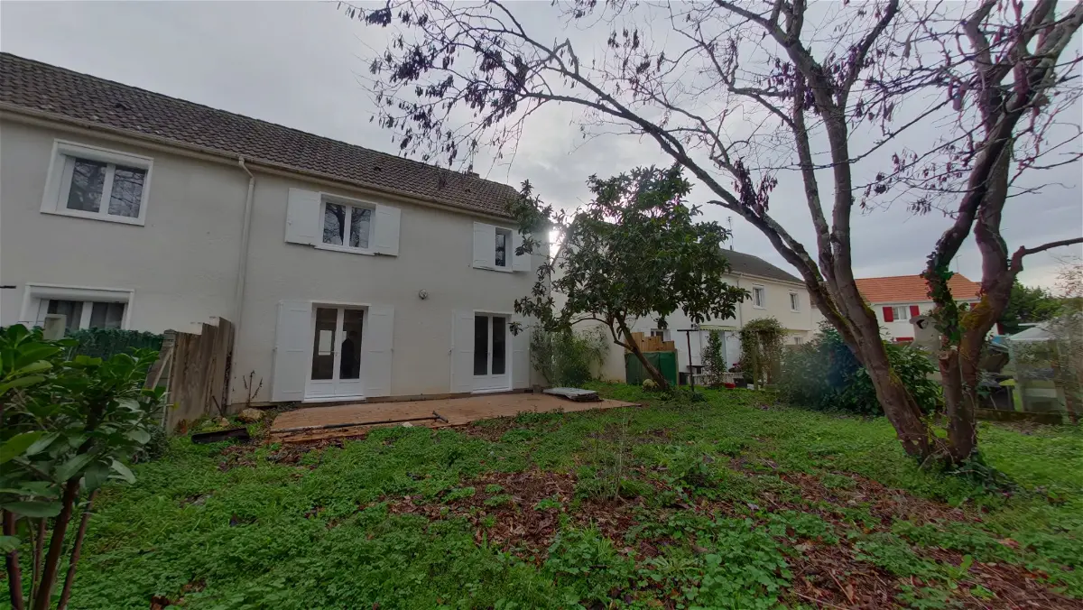 maisonà CHATELLERAULT