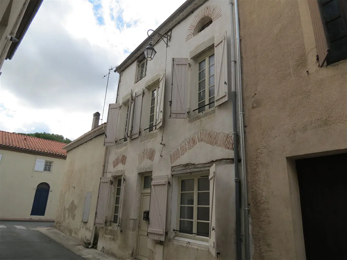 Maison 4 pièces 117 m² · à Villeneuve-sur-Lot · 117 m² · 109 900 €