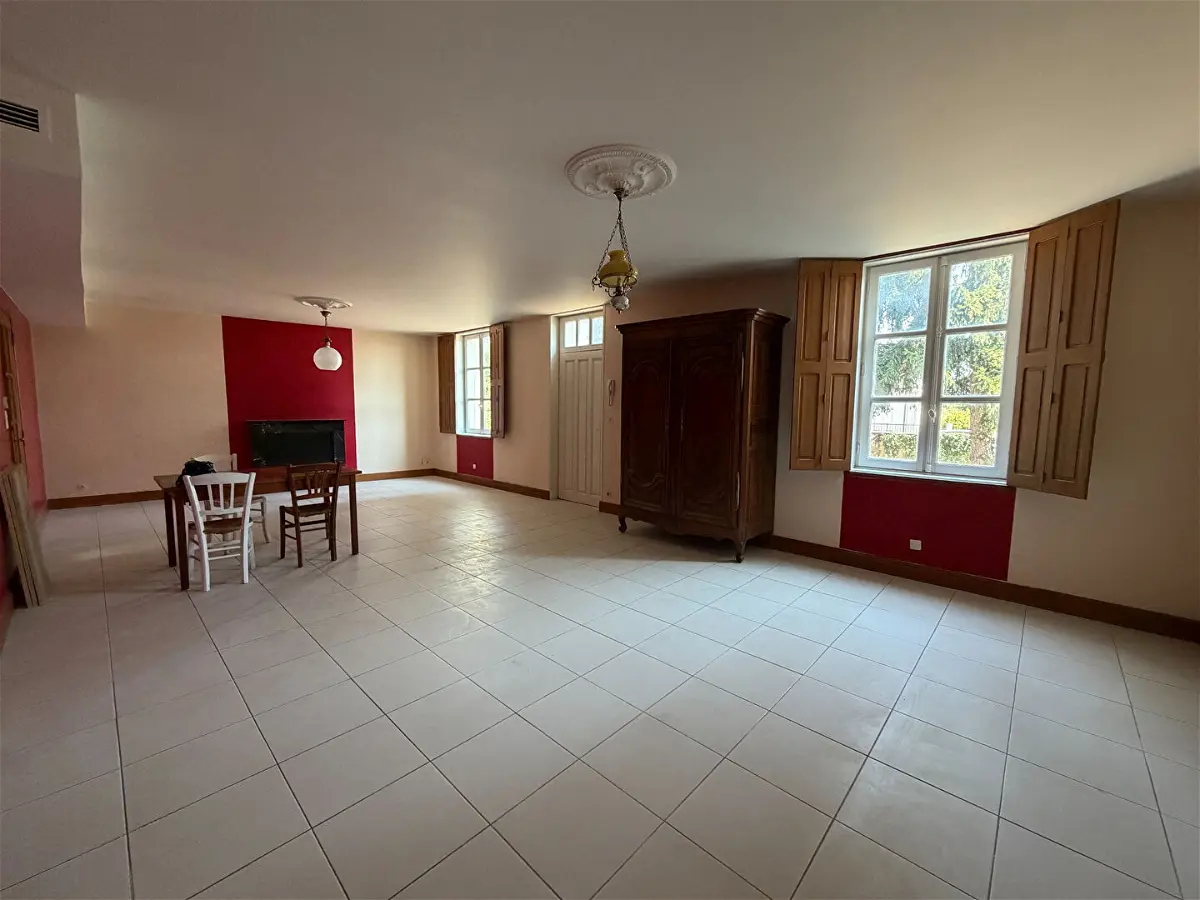 Maison 4 pièces 127 m² · à Loire Authion · 127 m² · 830 €/mois