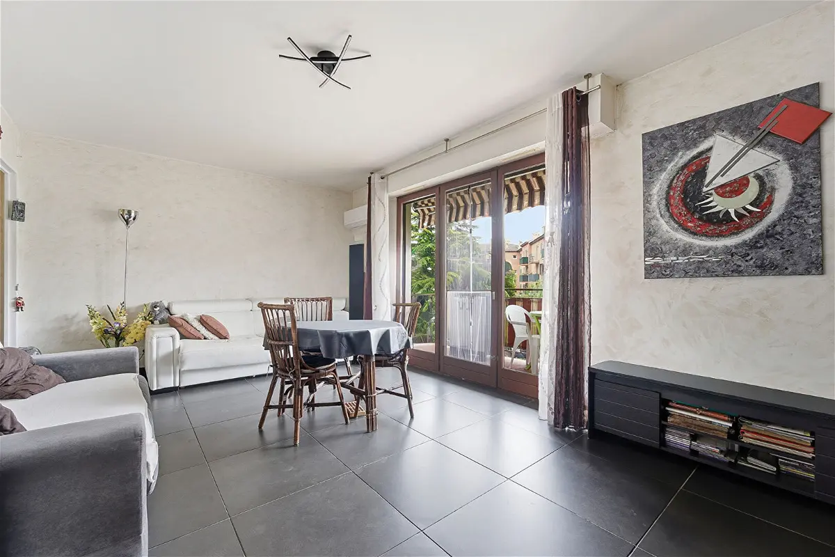 Achat appartementà VALLAURIS