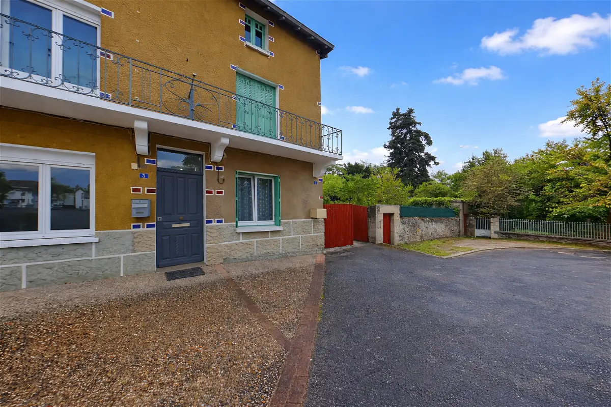 maisonà L ISLE JOURDAIN