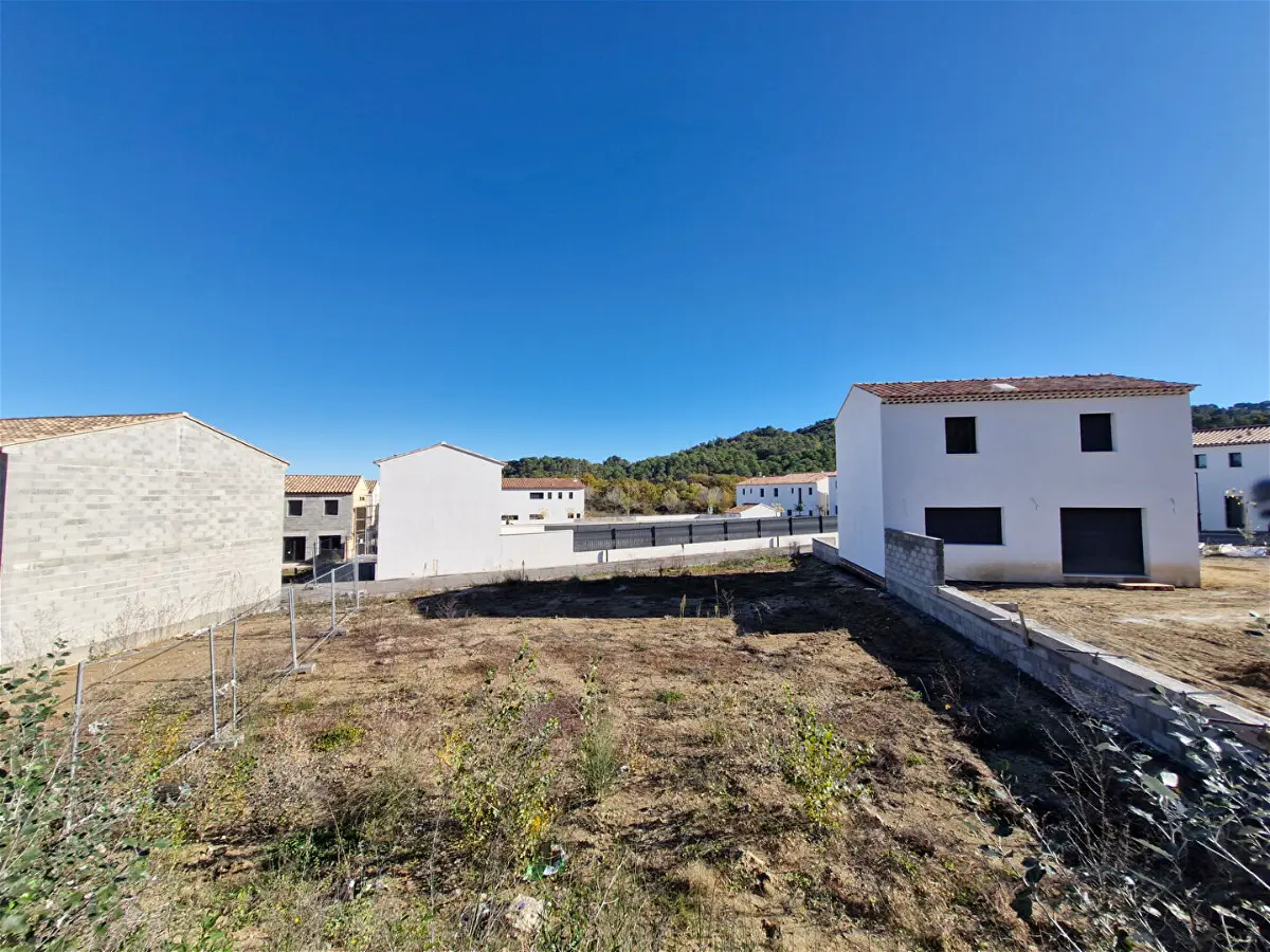 Achat terrainà LE PUY SAINTE REPARADE