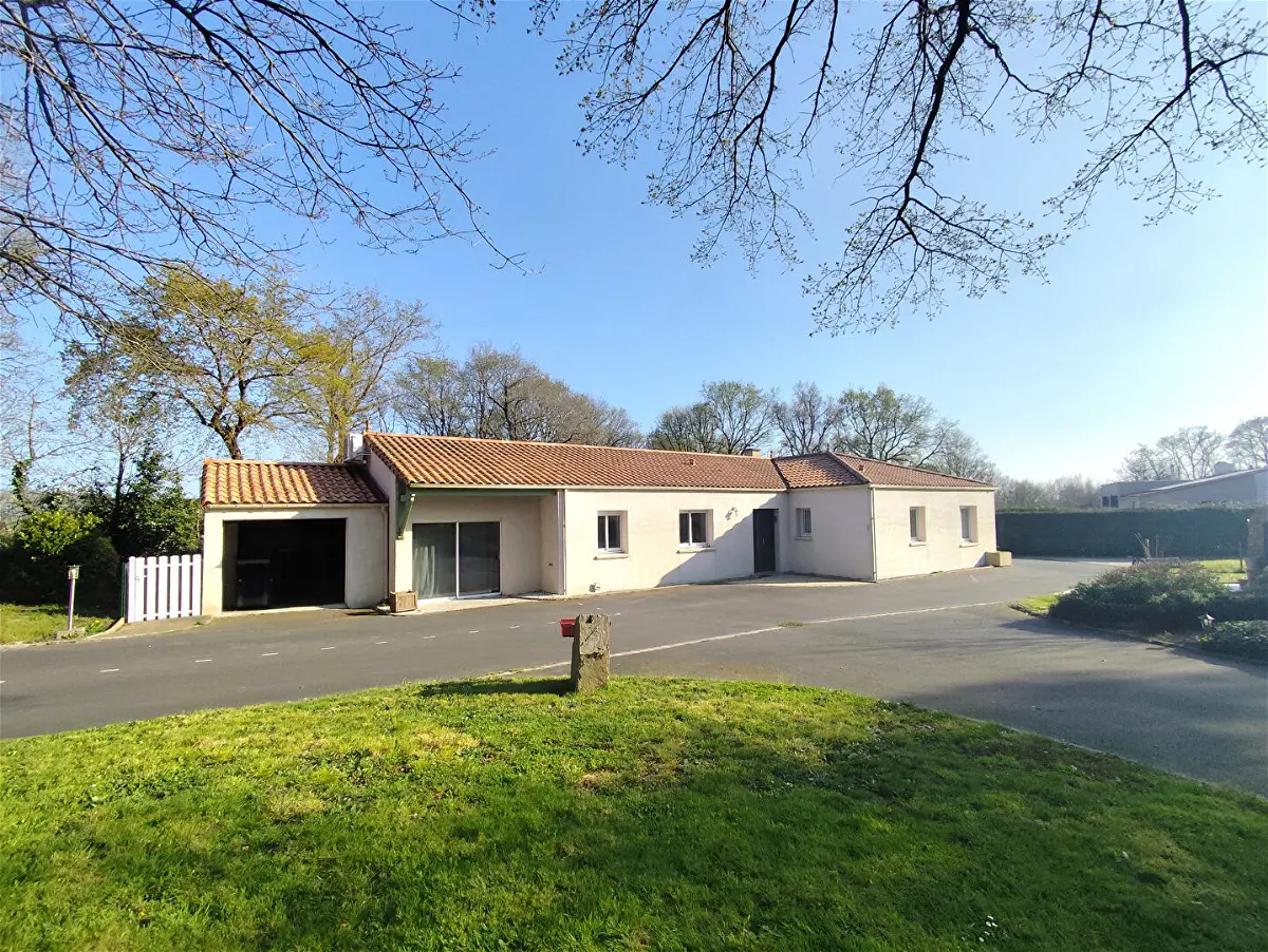 Achat maisonà FROSSAY