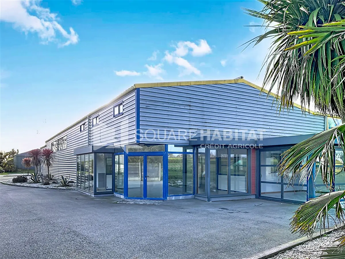 Achat local_commercialà LANRIVOARE