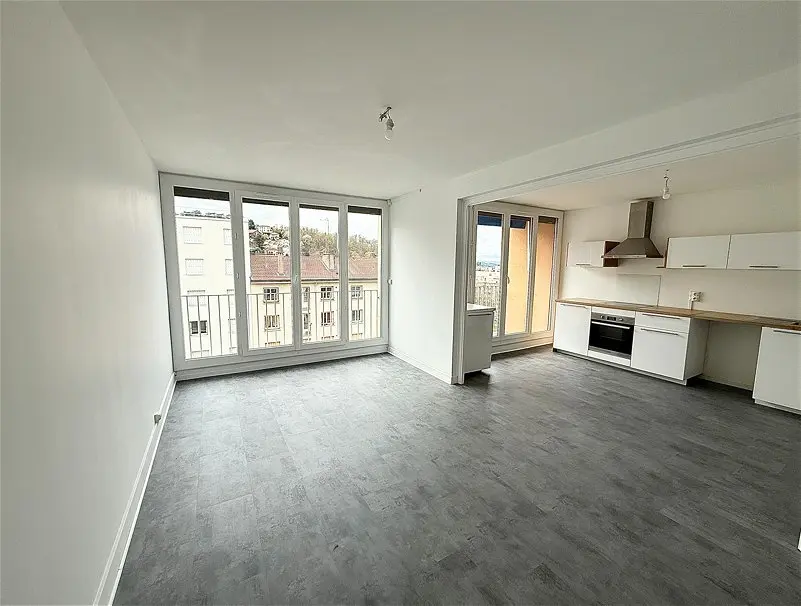 appartementà ST ETIENNE