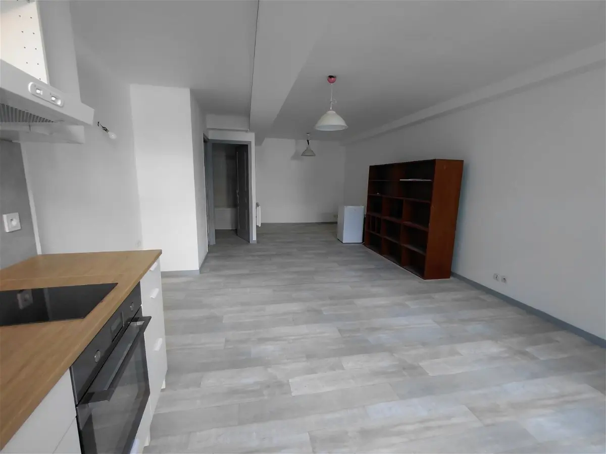 Appartement 1 pièce 36 m² · à Besançon · 35,6 m² · 490 €/mois