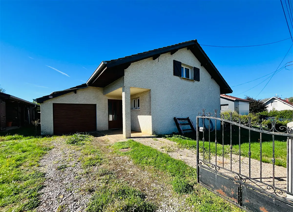 Maison 7 pièces 109 m² · à Etalans 25580 · 108,7 m² · 200 000 €