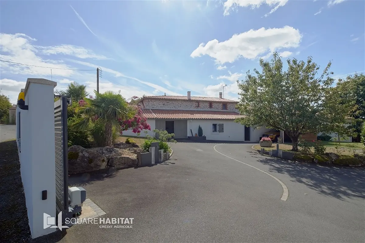 Achat maisonà MORTAGNE SUR SEVRE