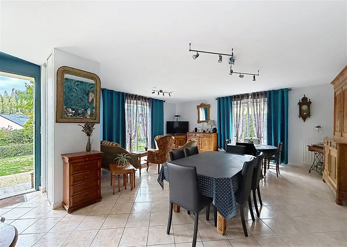 Maison 5 pièces 90 m² · à Laval 53000 · 89,8 m² · 254 060 €