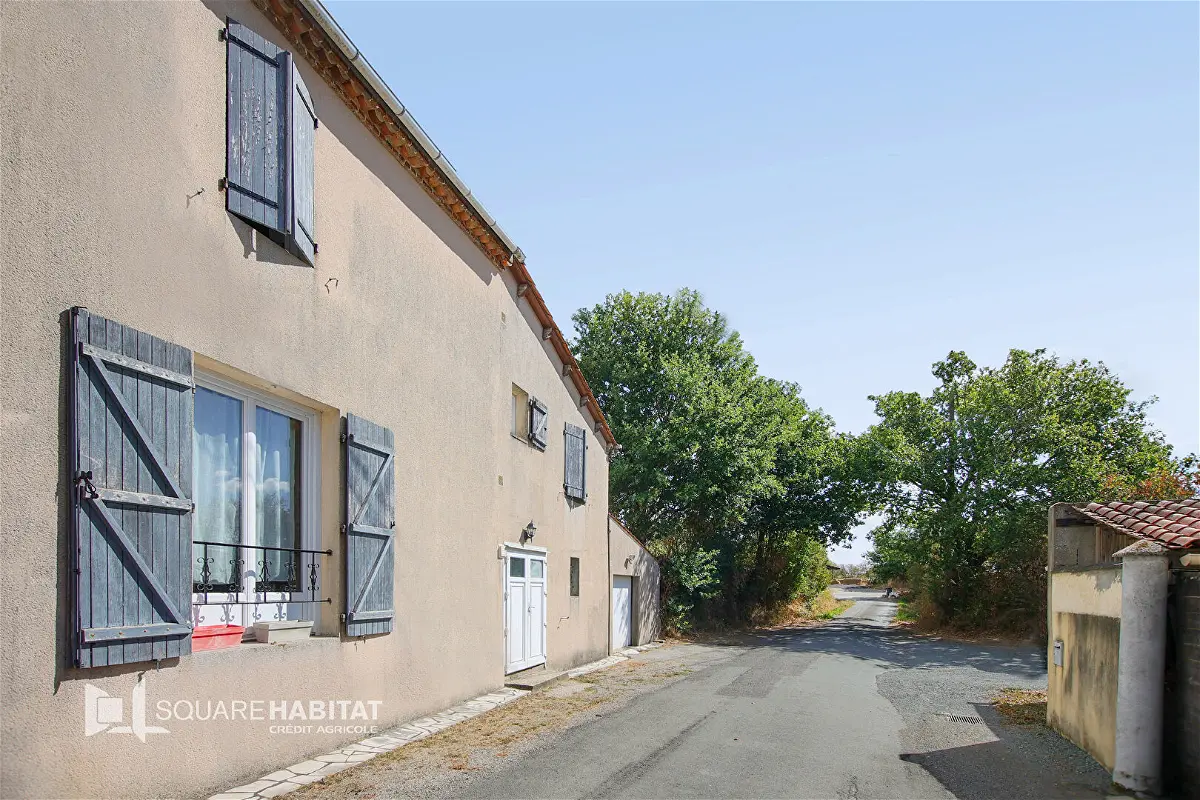 Achat maisonà LA CHAIZE LE VICOMTE