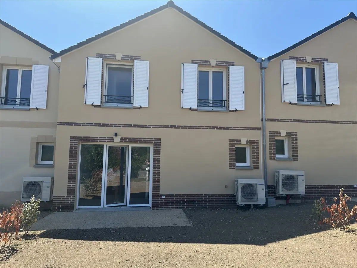 maisonà LEVES