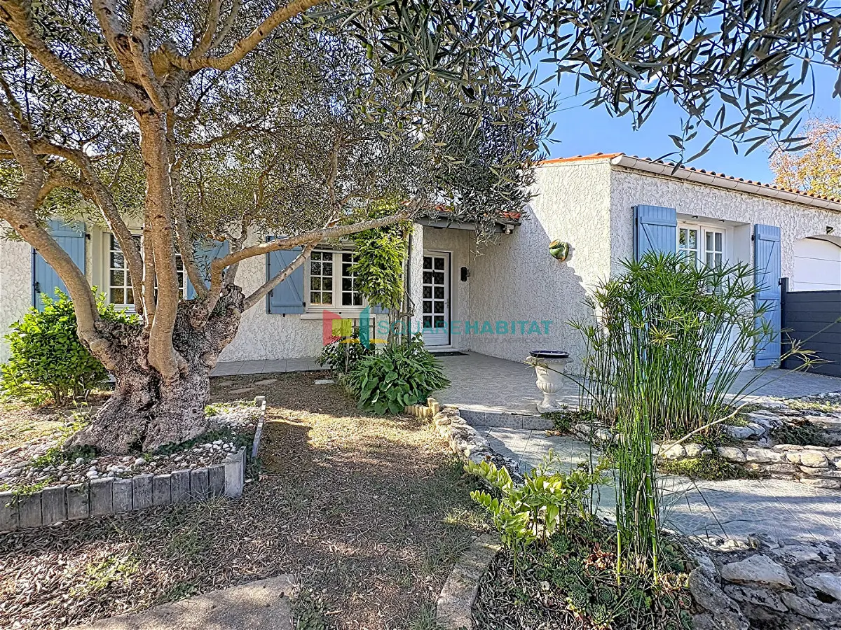 Maison 5 pièces 110 m² · à Montroy 17220 · 110 m² · 332 500 €