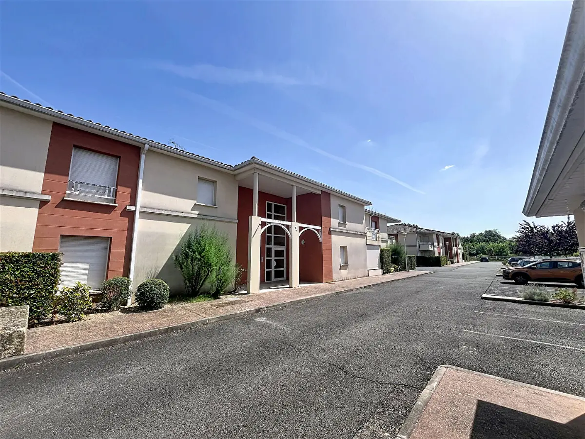 Achat appartementà AMBARES ET LAGRAVE