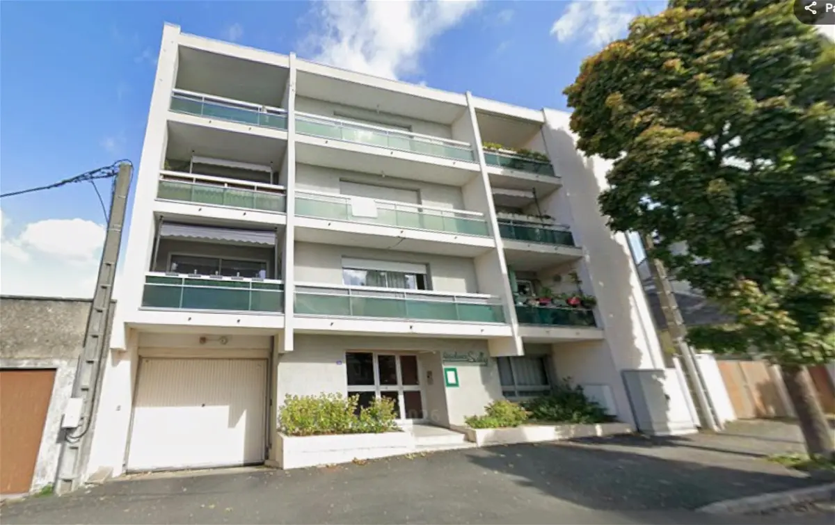 Appartement 2 pièces 57 m² · à Chatellerault 86100 · 56,8 m² · 74 000 €
