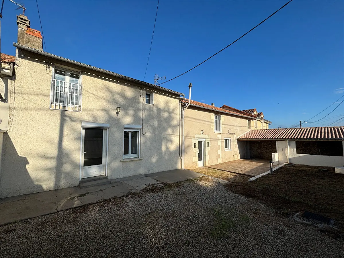 Maison 5 pièces 129 m² · à Doussay · 128,8 m² · 120 000 €