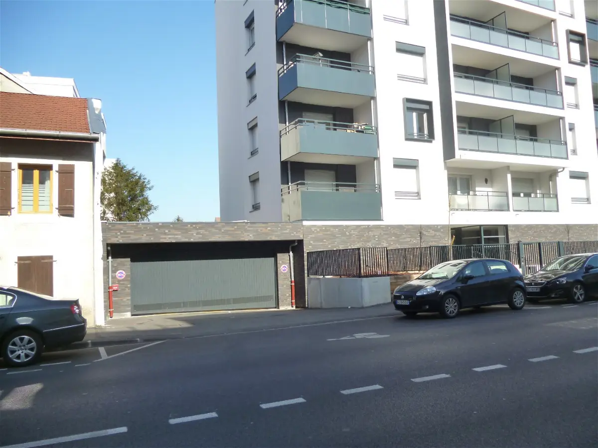 stationnementà ANNEMASSE
