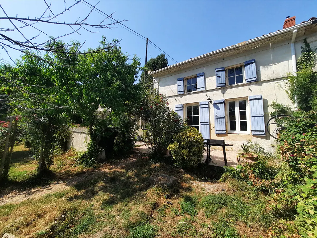 Achat maisonà DOMPIERRE SUR CHARENTE