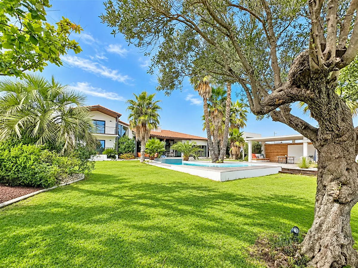 Maison 6 pièces 266 m² · à Pollestres · 266 m² · 1 299 000 €
