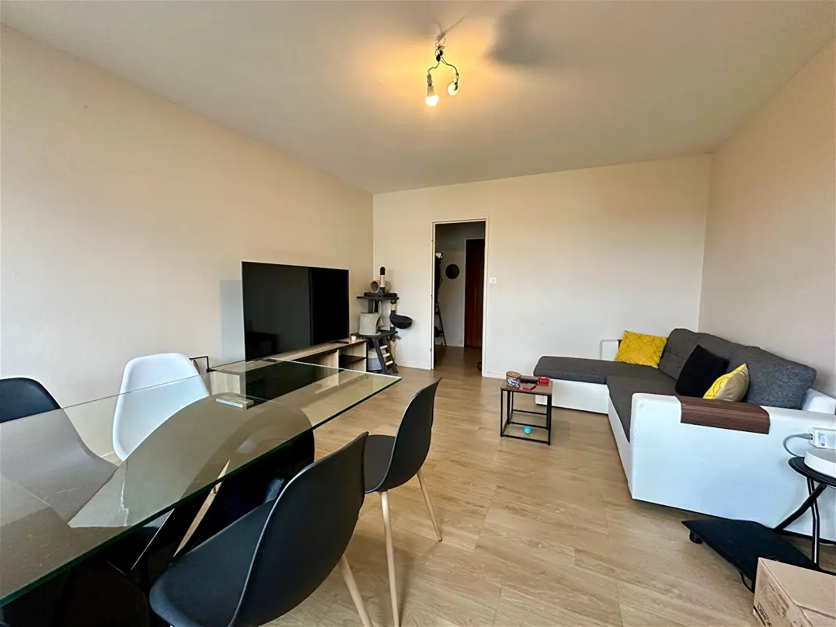 Achat appartementà LA CHAUSSEE SAINT VICTOR