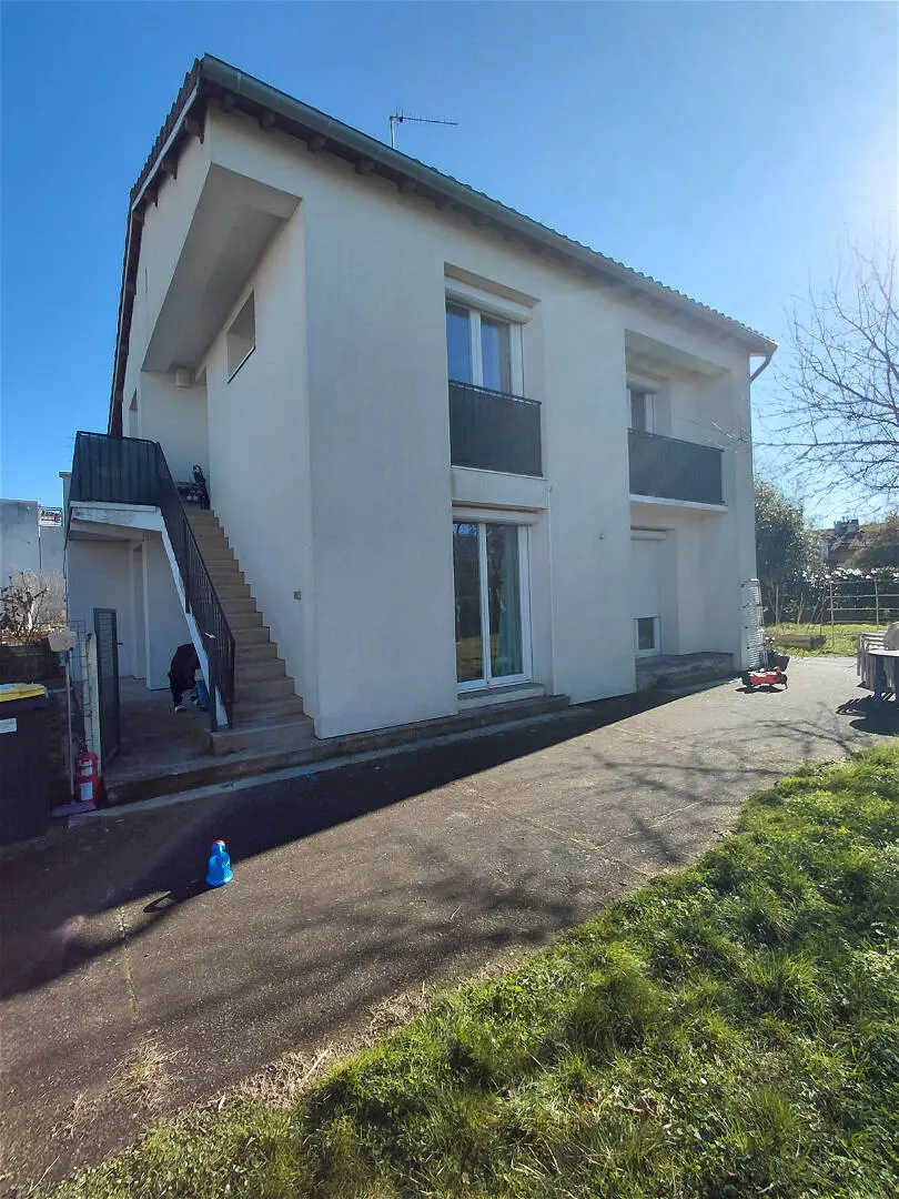 Maison 6 pièces 111 m² · à Villeneuve-Tolosane · 111 m² · 370 000 €
