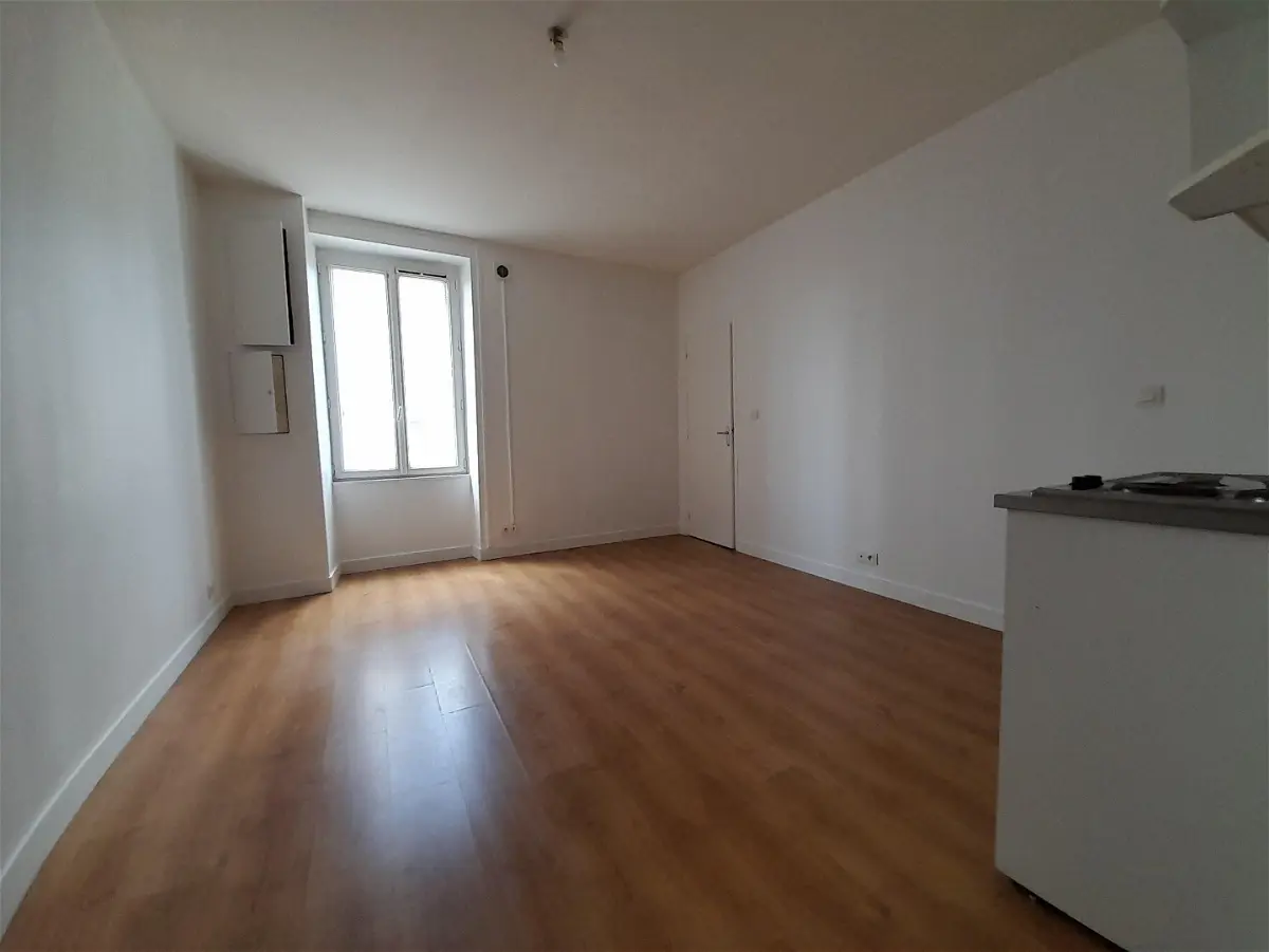 Appartement 1 pièce 27 m² · à Nantes · 26,8 m² · 491 €/mois