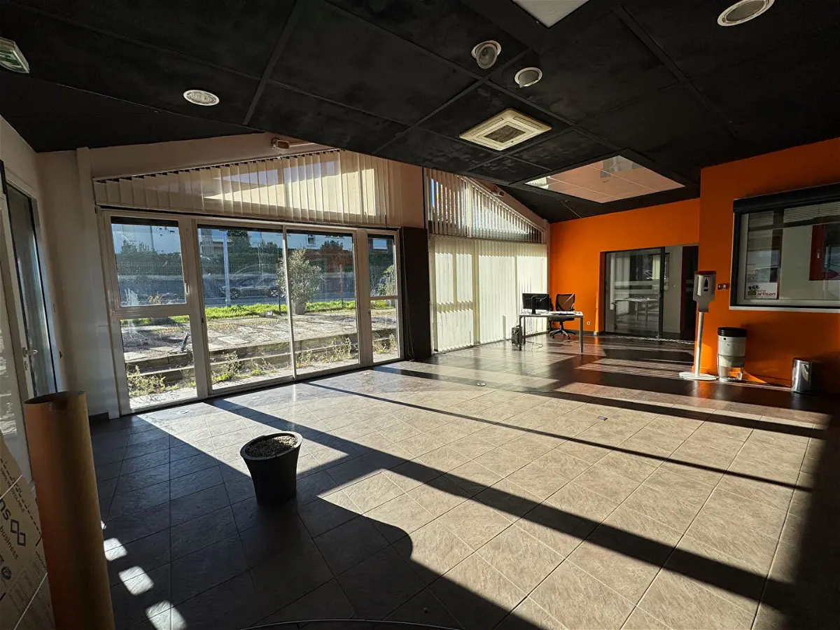 Achat local_commercialà CASTANET TOLOSAN