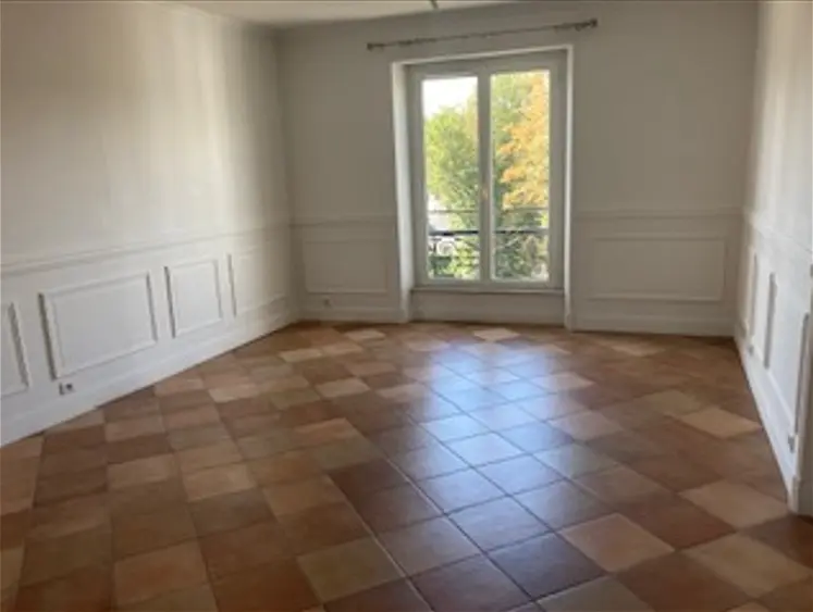 Appartement 133 m² · à Lisieux · 132,8 m² · 1 005 €/mois