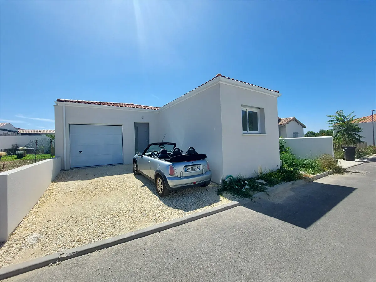 Maison 4 pièces 90 m² · à Vaux sur Mer 17640 · 90 m² · 435 750 €