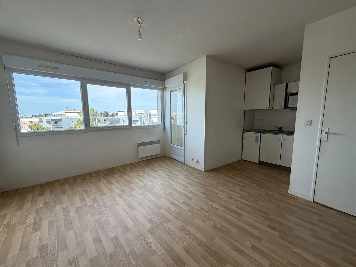 Appartement 1 pièce 25 m² · à La Rochelle · 24,6 m² · 558 €/mois