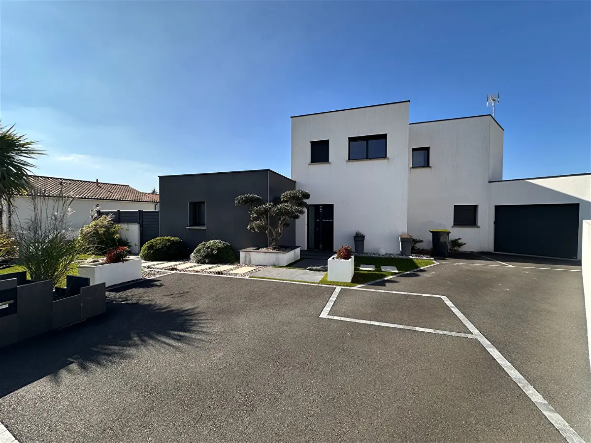 maisonà LA SEGUINIERE