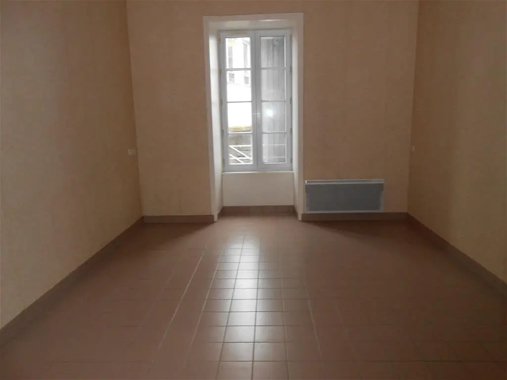 appartementà MOUCHAMPS