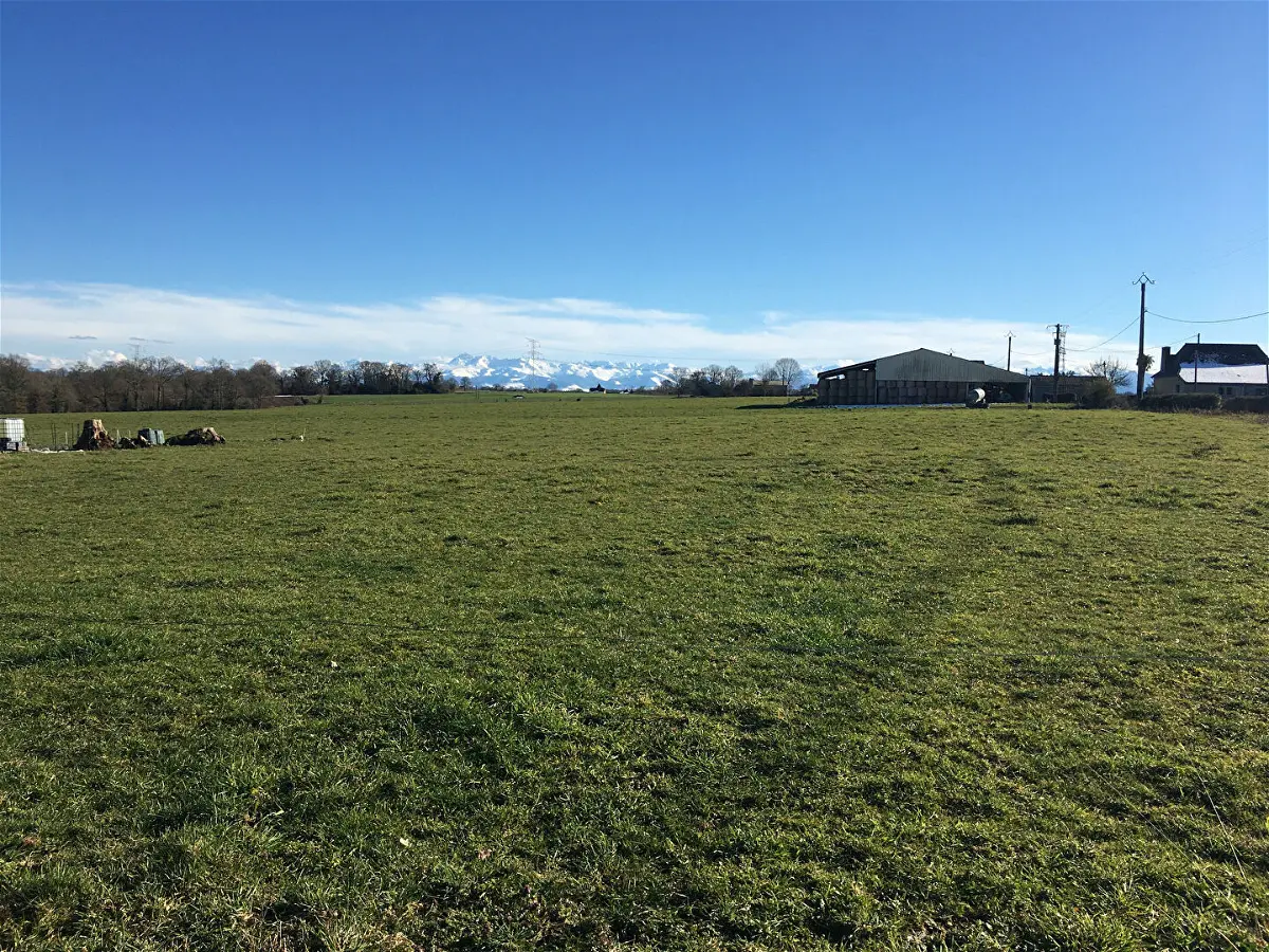 Achat terrainà ABERE