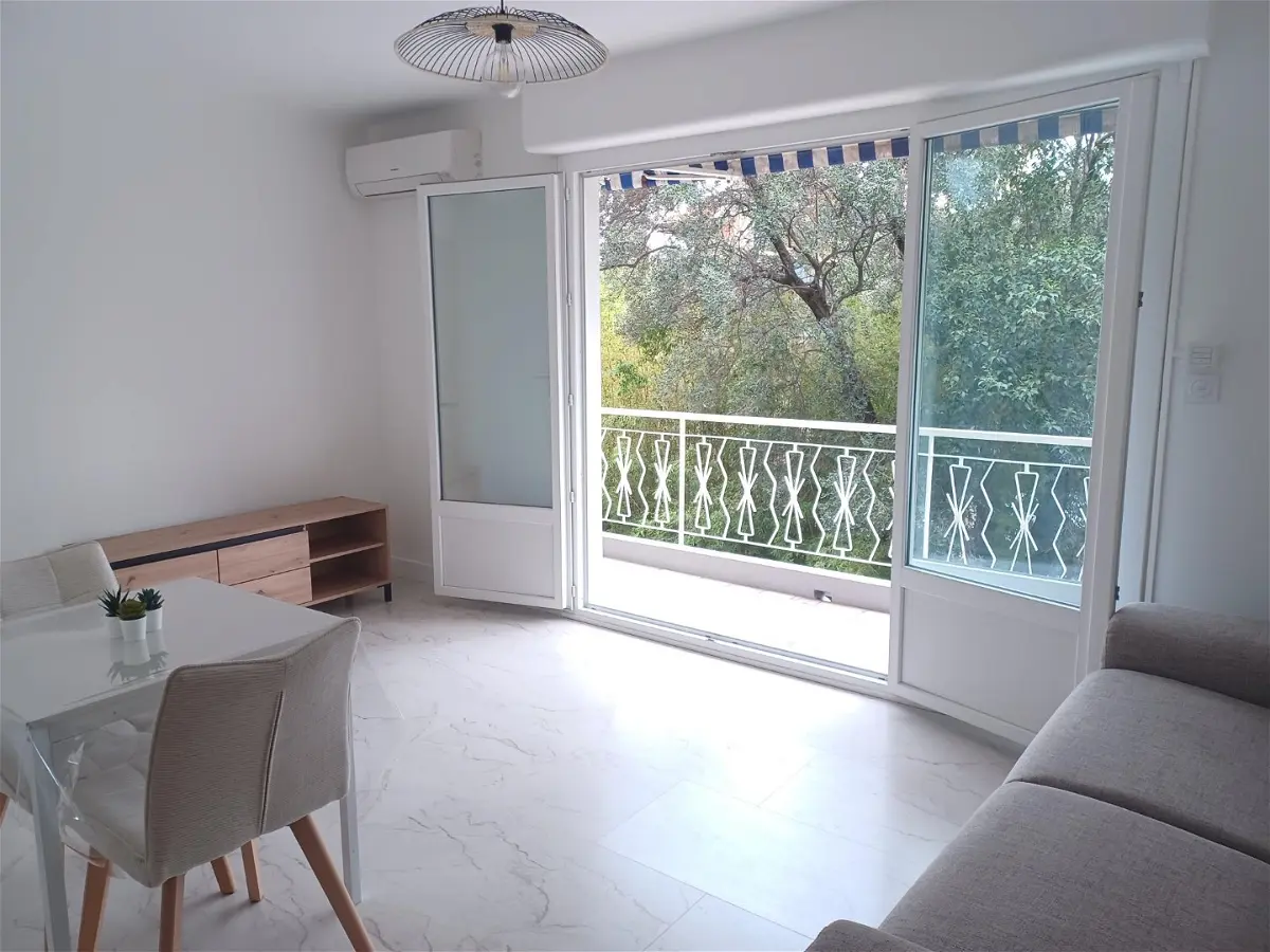 Appartement 1 pièce 31 m² · au Cannet · 30,8 m² · 880 €/mois