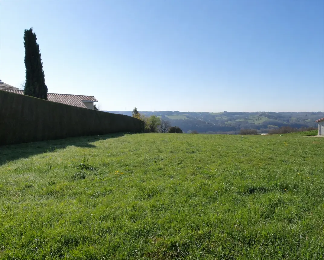 Achat terrainà MONSTEROUX MILIEU