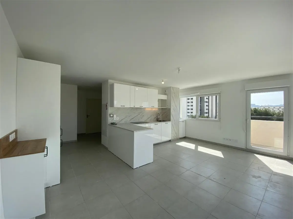 Appartement 3 pièces 66 m² · à Marseille · 66 m² · 720 €/mois