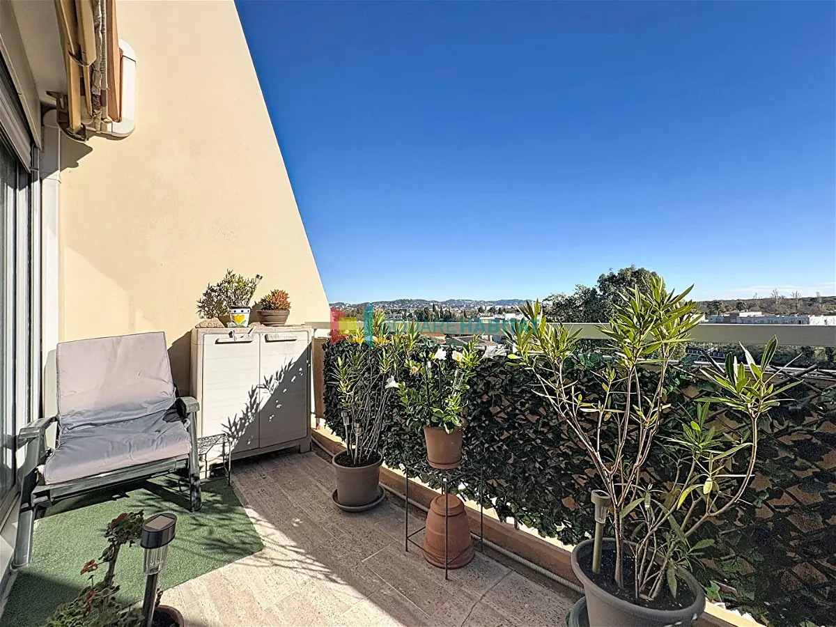 Achat appartementà MANDELIEU LA NAPOULE
