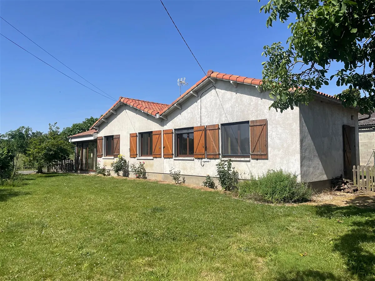 Achat maisonà LA CHAPELLE BATON