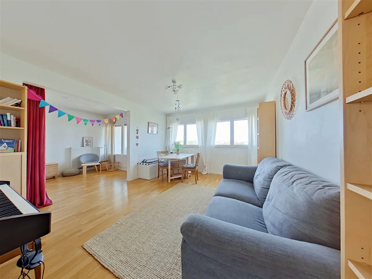 Appartement 4 pièces 84 m² · à Tours 37000 · 83,7 m² · 230 000 €