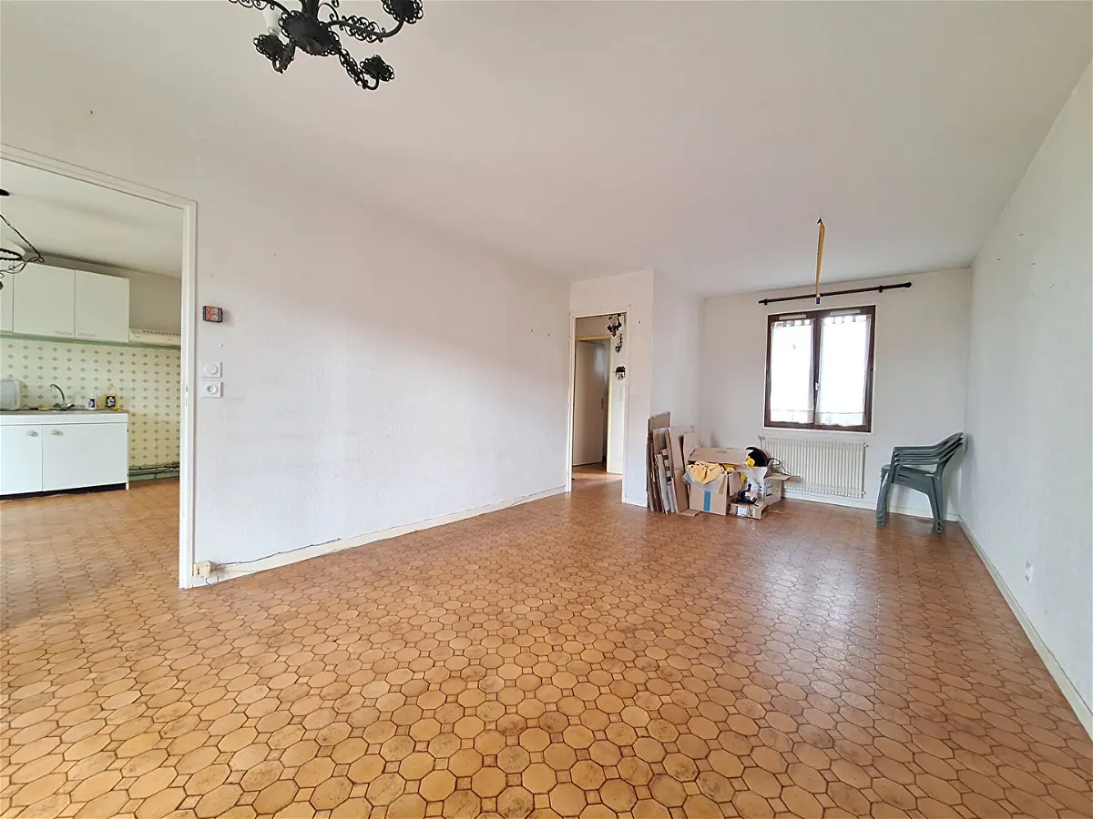 Achat maisonà TONNAY CHARENTE