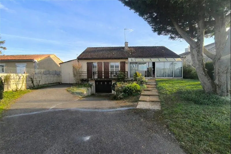 Achat maisonà NEUVILLE DE POITOU