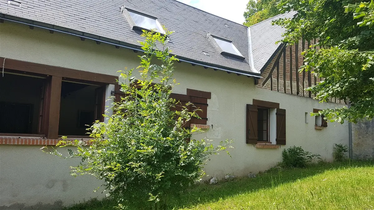 maisonà COUR CHEVERNY