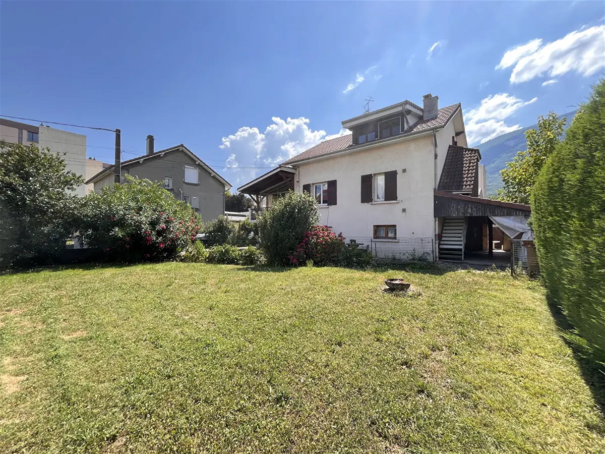 Maison 10 pièces 149 m² · à Fontaine 38600 · 149,5 m² · 340 000 €