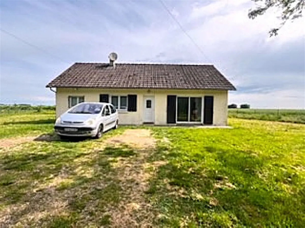 Achat maisonà BAZOCHES SUR LE BETZ