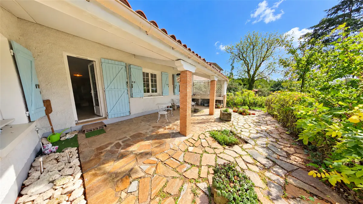Maison 5 pièces 123 m² · à Buxerolles · 123 m² · 203 000 €