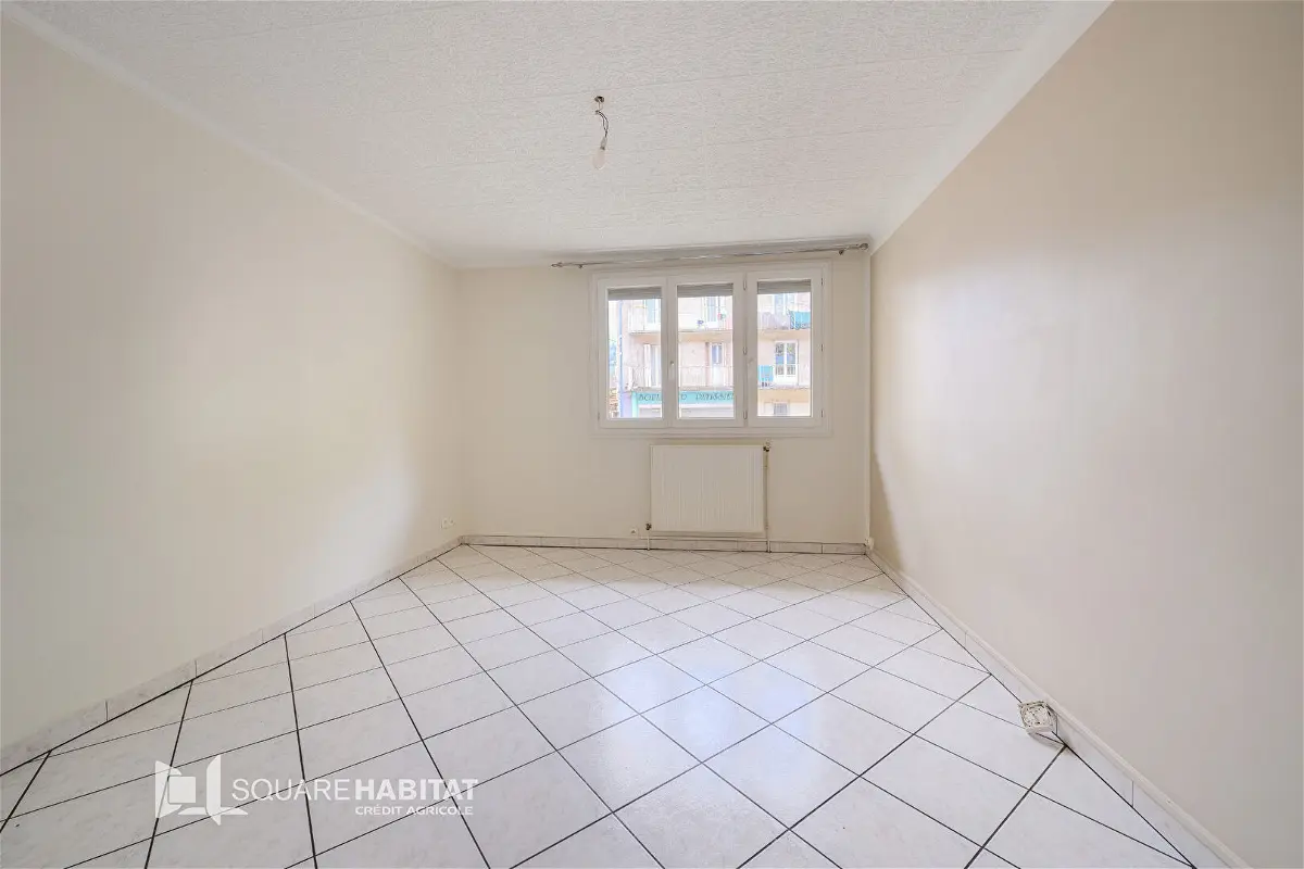 Appartement 3 pièces 53 m² · à Fontaine · 52,9 m² · 95 000 €