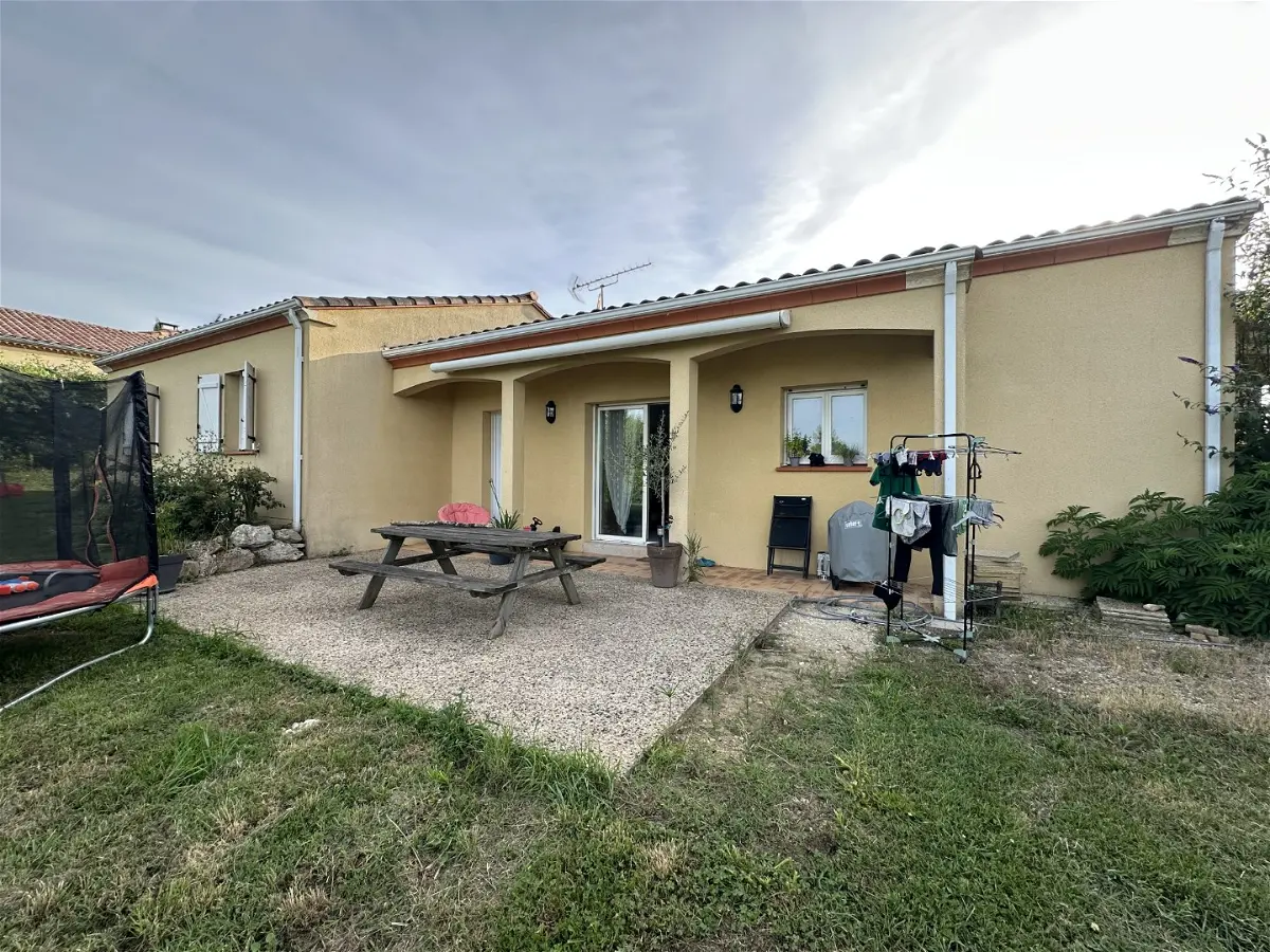 maisonà MOIRAX